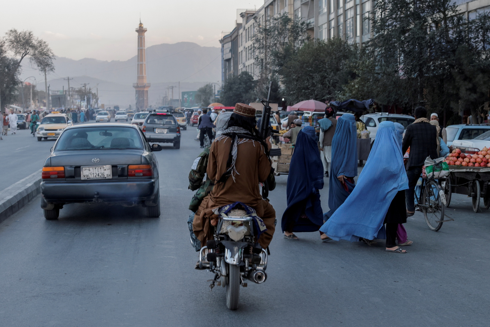 البنك الدولي يعمل لتوجيه أموال مجمدة لأفغانستان للمساعدات الإنسانية