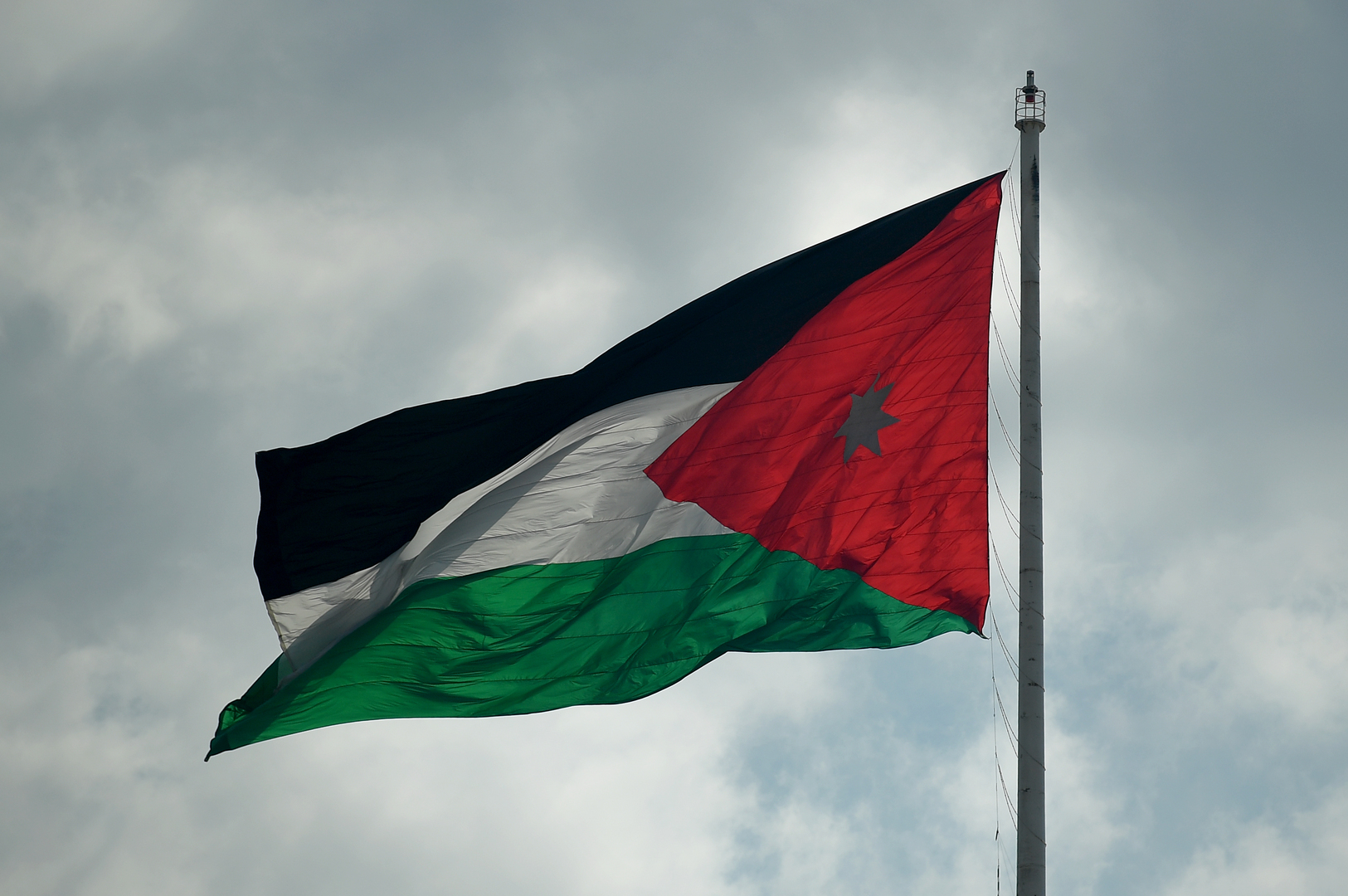 الأردن يدعو سوريا إلى تفعيل اتفاقية 