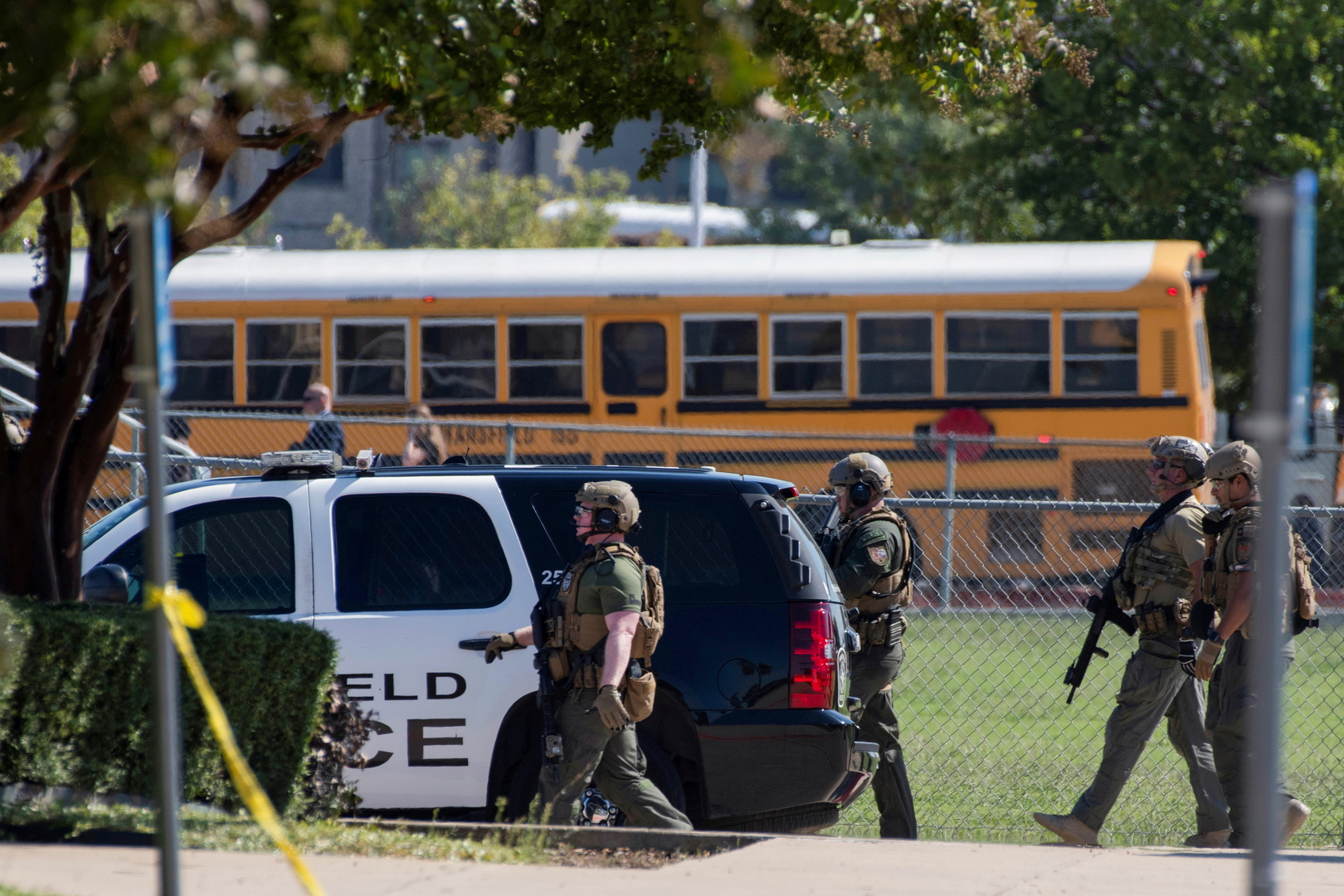 الولايات المتحدة.. مقتل 3 أشخاص في إطلاق نار داخل مدرسة ثانوية (فيديو)