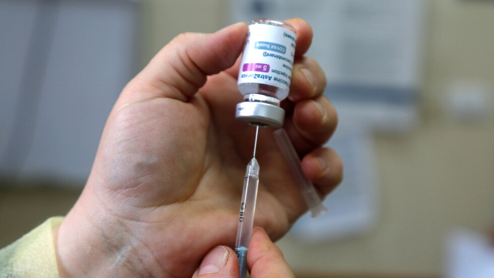 إسرائيل تتبرع للمغرب ودول إفريقية أخرى بملايين الجرعات من لقاح مضاد لكورونا