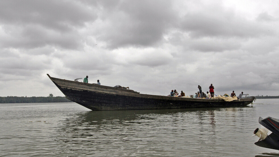 وفاة 29 طفلا جراء غرق مركب في نيجيريا والبحث مستمر عن مفقودين
