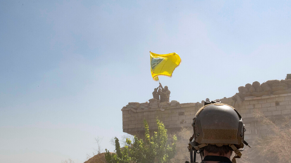 مقتل مسلح من 