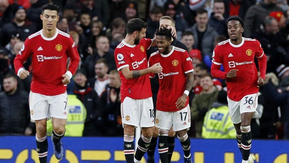 قذيفة فريد تمنح "الشياطين الحمر" الفوز الأول تحت قيادة مدربه الجديد (فيديو)