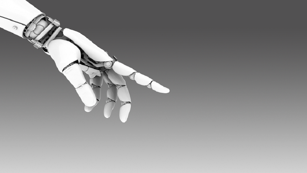 كشف النقاب عن الروبوت 