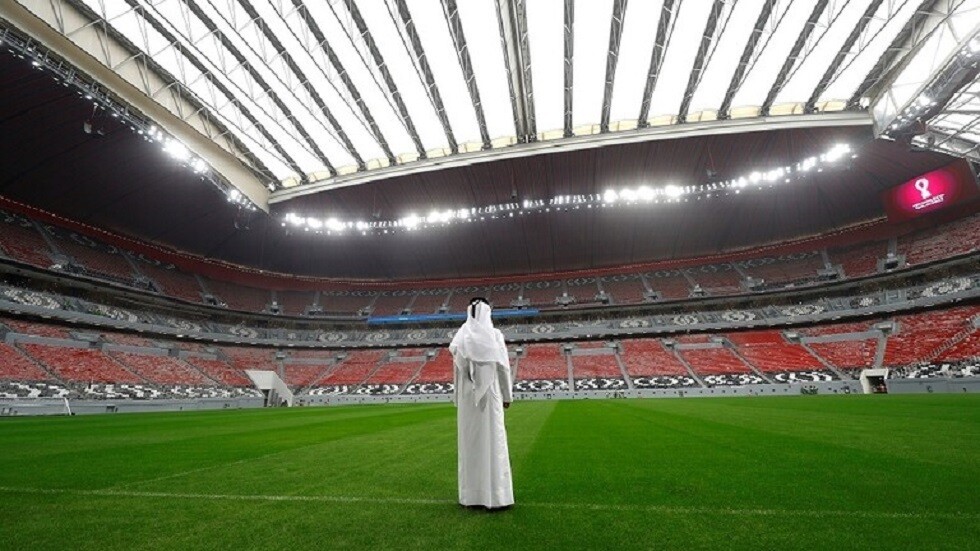 ناد نرويجي يطلق قميصا يسلط الضوء على "انتهاكات قطر"