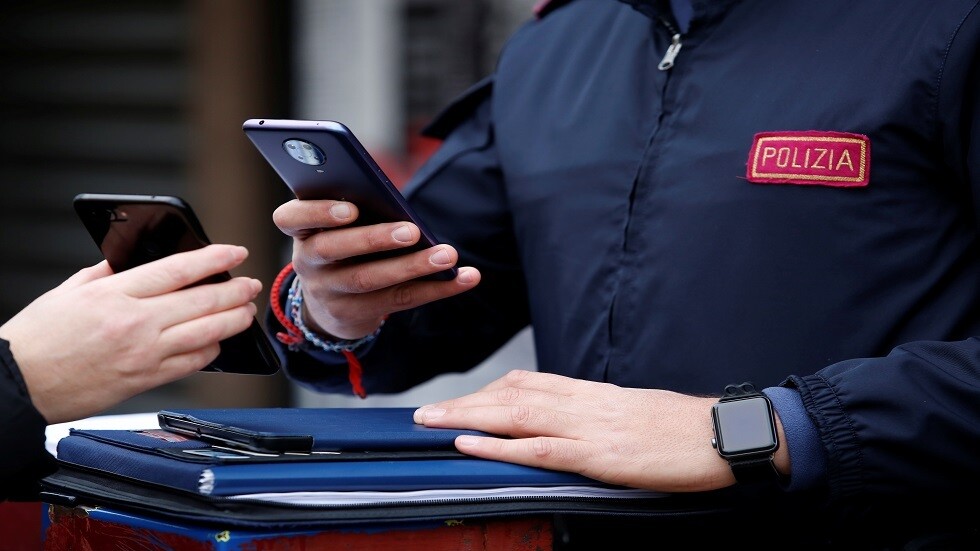 إيطاليا تبدأ العمل بـ"الشهادة الخضراء الفائقة" لكورونا