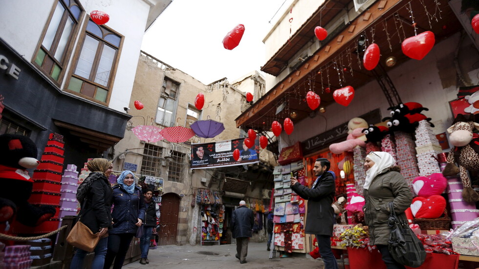 قاض سوري: شكاوى الأزواج أكثر من الزوجات بقضايا الخيانة بالبلاد لأن النساء لا يعلمن عن حقهن برفع دعوى
