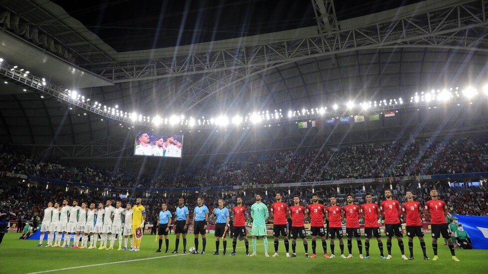 حالة تحكيمية مثيرة للجدل في مباراة مصر والجزائر ضمن كأس العرب 2021