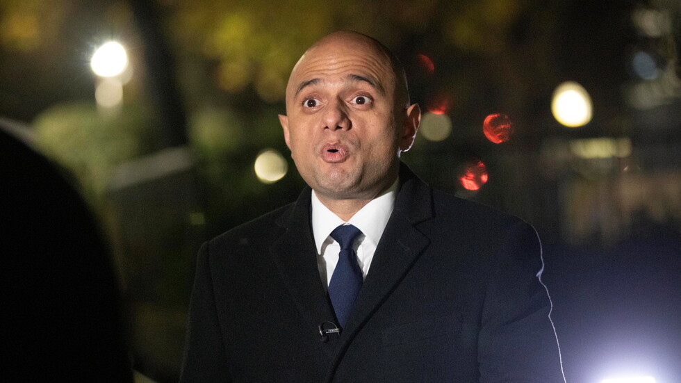 بريطانيا تتوقع مليون إصابة بمتحور "أوميكرون" حتى نهاية العام