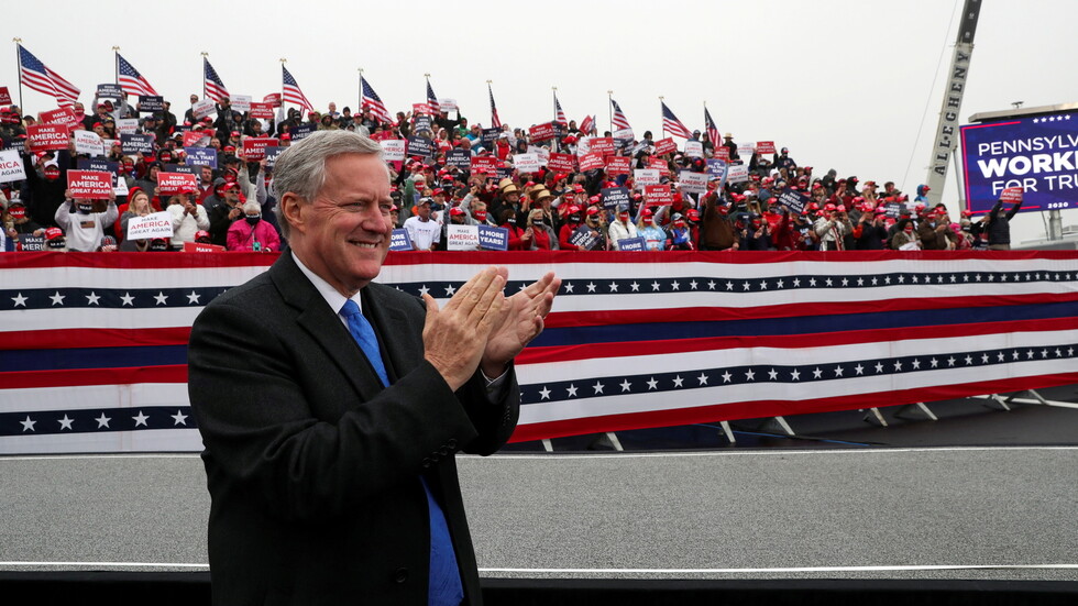 ميدوز يقاضي لجنة الكونغرس للتحقيق في اقتحام الكابيتول