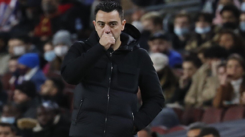 أول تعليق لتشافي بعد إقصاء برشلونة من دوري أبطال أوروبا