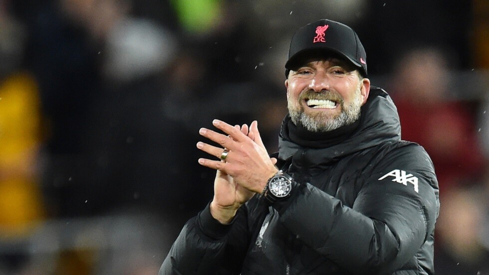 كلوب يفاجئ الصحفيين بمزحة 