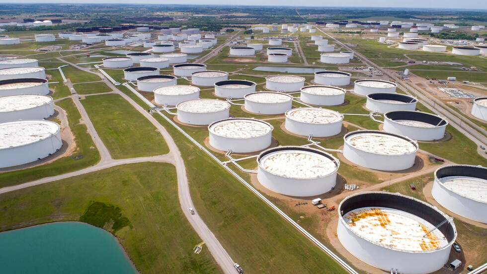 الولايات المتحدة تبيع 18 مليون برميل من النفط من احتياطياتها