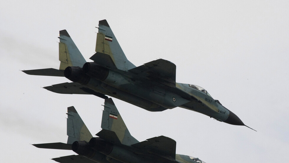 إيران تحذر بلهجة شديدة: إذا تعرضت البلاد للخطر فإن أعداءنا سيواجهون ردا قاسيا وسيتم صفعهم