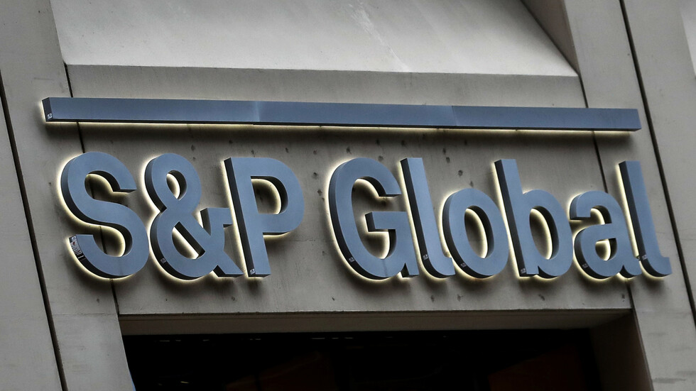 "ستاندرد آند بورز" تخفض توقعاتها لتركيا إلى سلبي بسبب "مخاطر متزايدة"