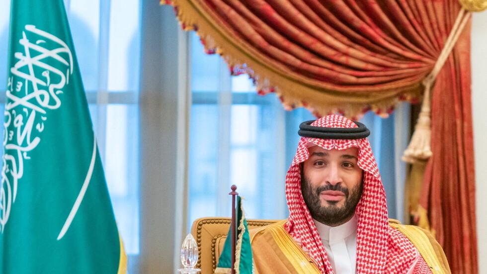 ولي العهد السعودي: العجز في موازنة 2021 بلغ نحو 2.7% من الناتج المحلي الإجمالي