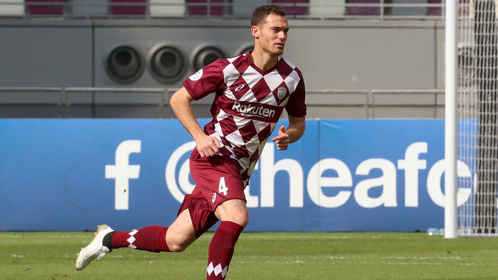 مدافع منتخب بلجيكا يغادر فريقه الياباني