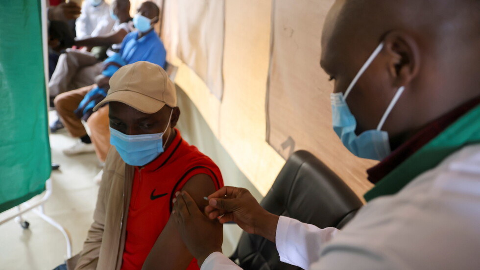 الصحة العالمية: إفريقيا لن تحقق هدف تطعيم 70% من سكانها قبل 2024