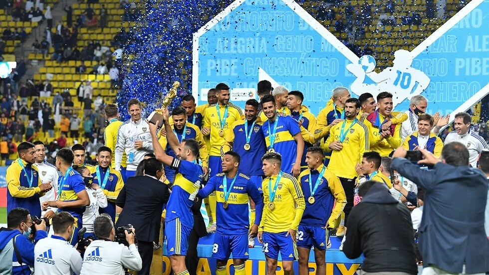 بوكا جونيورز يتغلب على برشلونة ويتوج بكأس مارادونا في السعودية (فيديو)