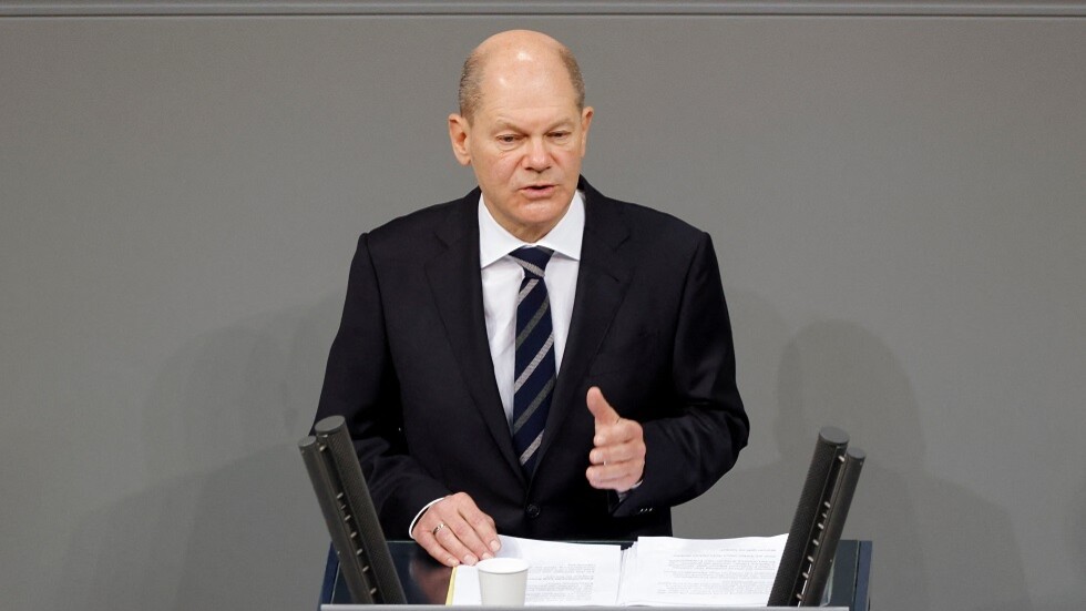 شولتس في أول خطاب سياسي أمام البرلمان الألماني: سننتصر في معركة جائحة كورونا