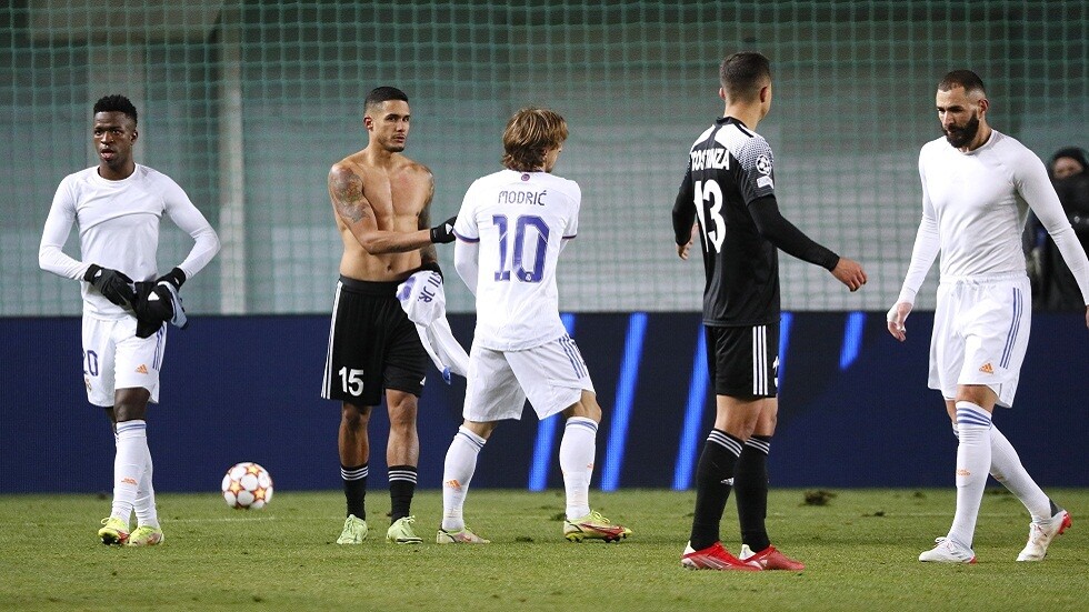 ريال مدريد يعلن إصابة نجميه بفيروس كورونا