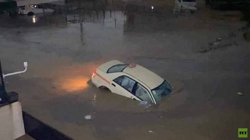 العراق.. سيول جارفة تودي بحياة ثمانية أشخاص في أربيل (فيديو)