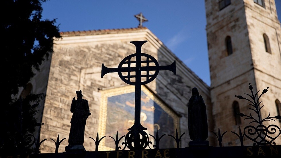 قادة الكنائس في القدس: جماعات إسرائيلية راديكالية تطرد المسيحيين من الأراضي المقدسة