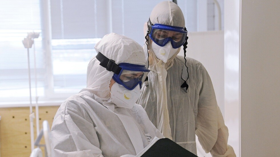 مركز روسي ينشر صورا لمتحور أوميكرون