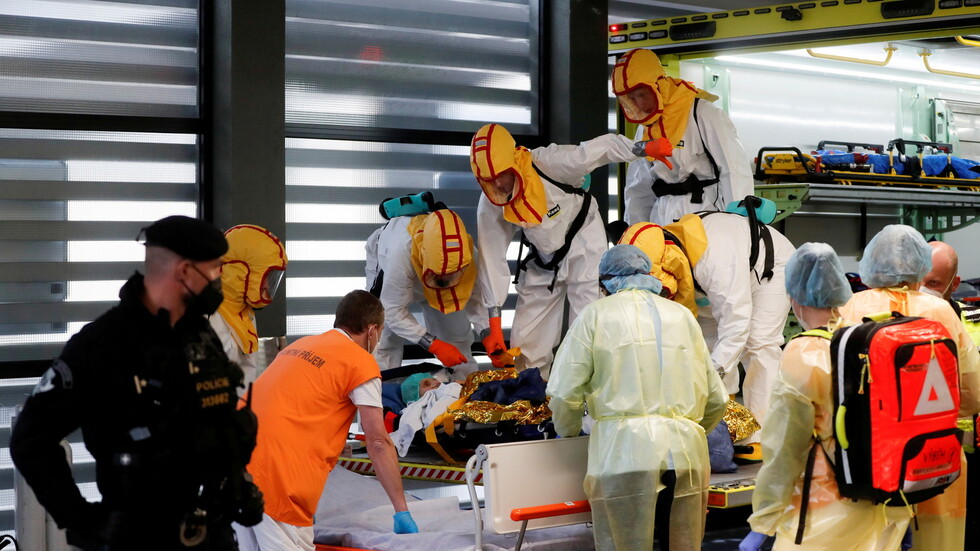 الصحة العالمية تحذر من اجتياح متحور "أوميكرون" أوروبا