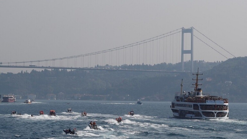 تركيا.. تعليق الملاحة في مضيق البوسفور بسبب سفينة شحن