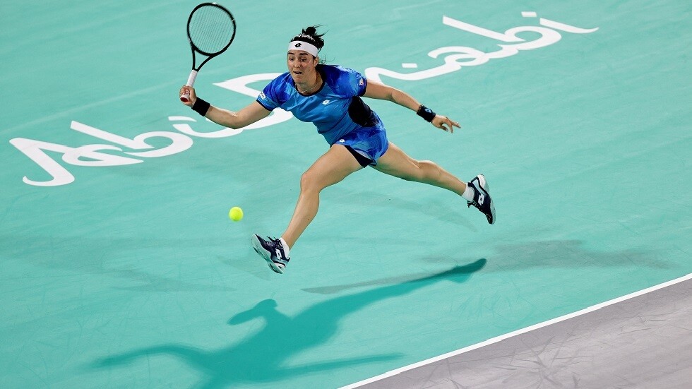 التونسية أنس تعلن إصابتها بكورونا