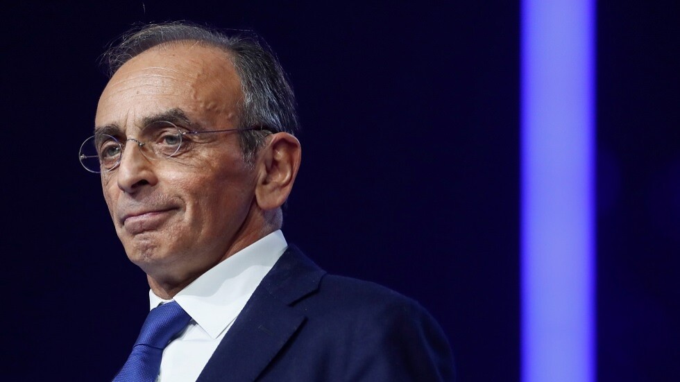 فرنسا.. المرشح اليميني زمور يعلق على فيديو لمؤيديه وهما يهددان الجزائريين والمغاربة بالقتل