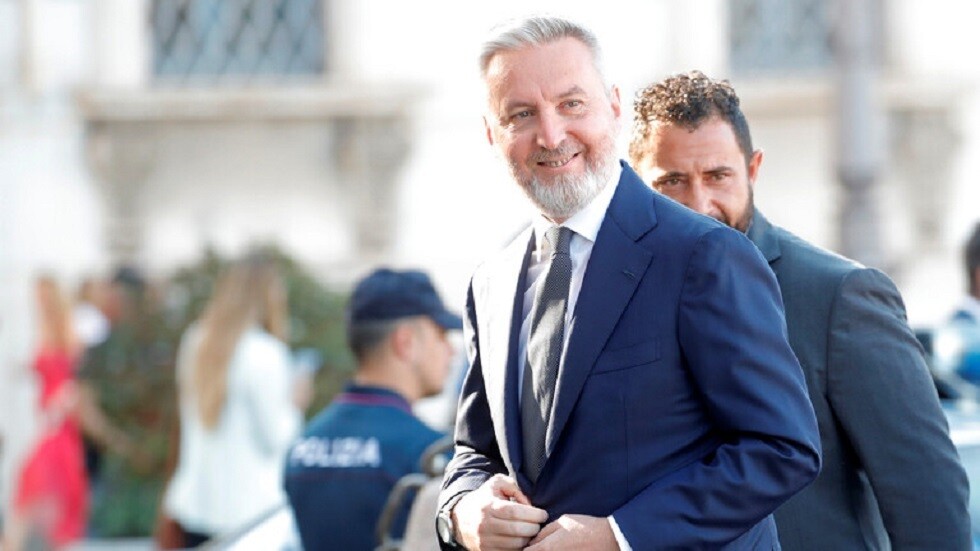 وزير الدفاع الإيطالي يزور لبنان غدا الجمعة