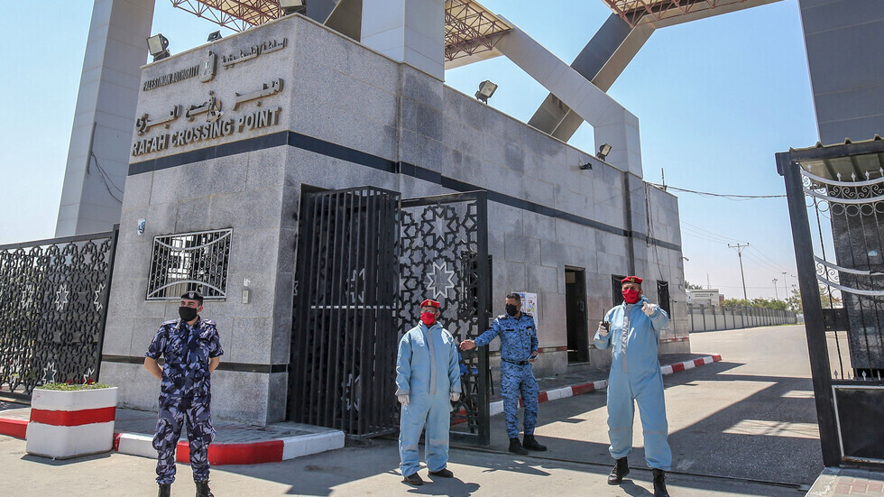 وفد طبي مصري يصل إلى قطاع غزة عبر معبر رفح