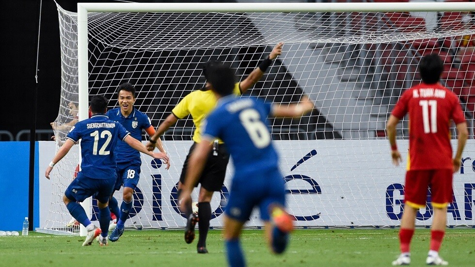 شاهد.. هدف كوميدي في مباراة دولية