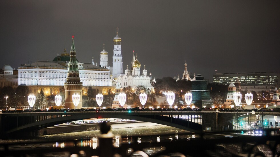 الكرملين: بعض دول الناتو قد تسهم إيجابا في تطبيع العلاقات بين الحلف وروسيا