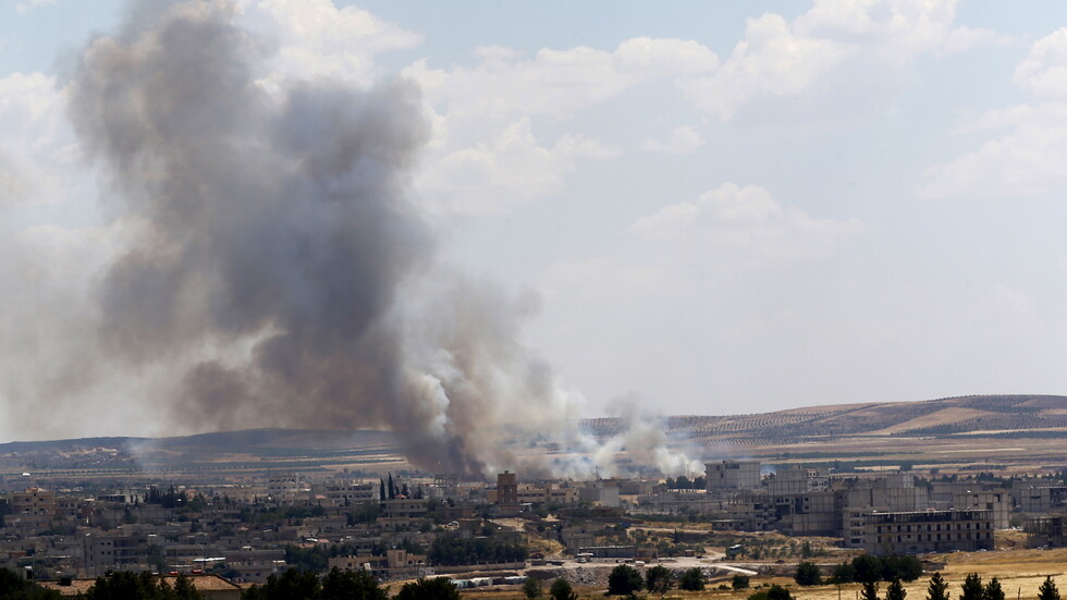 ناشطون: مقتل 4 أشخاص بضربة لمسيرة تركية شمال شرق سوريا