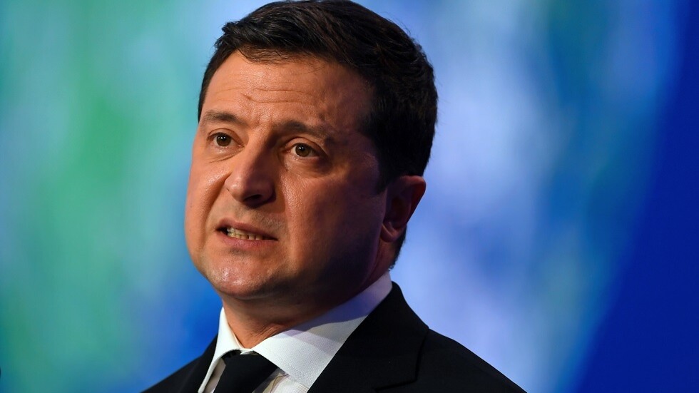 "نيويورك تايمز": قلة خبرة دائرة الرئيس الأوكراني قد تفاقم التوترات بين موسكو وواشنطن