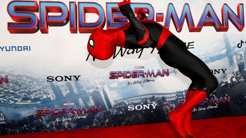 "سبايدرمان: نو واي هوم" أول فيلم تتجاوز إيراداته مليار دولار في زمن الجائحة