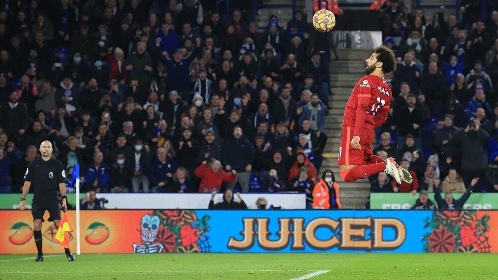 شاهد.. صلاح يفشل في التسجيل في المرمى الخالي بعد إهداره ركلة جزاء