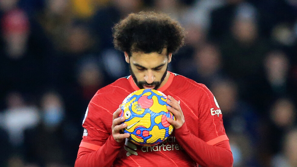 تصرف لاعب ليستر سيتي سبب إهدار محمد صلاح ركلة جزاء ليفربول (صورة)