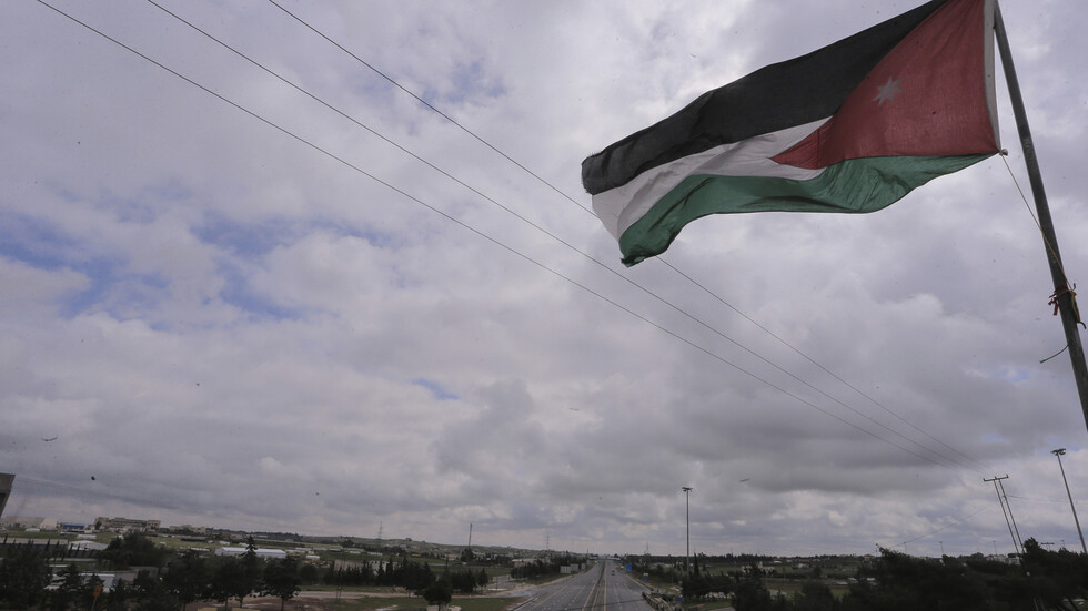 بقفزة قياسية.. الأردن يسجل مئات الإصابات الجديدة بـ"أوميكرون"