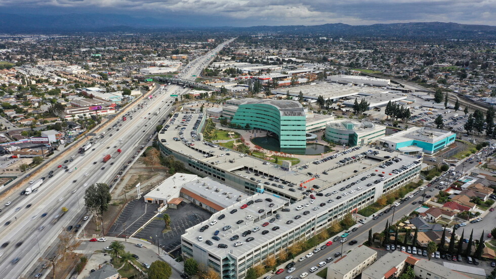 كاليفورنيا أول ولاية أمريكية تتجاوز 5 ملايين إصابة بكورونا