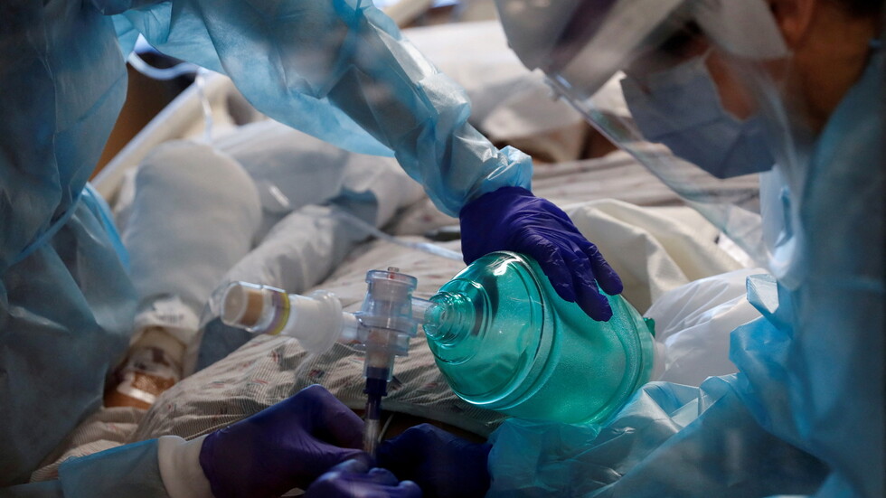 الولايات المتحدة.. أكثر من 84 ألف حالة دخول إلى المستشفى بسبب كورونا