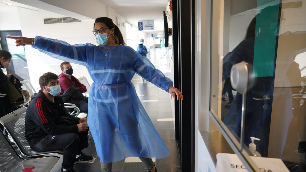 رصد أول إصابة بمتحور "أوميكرون" في الأوروغواي