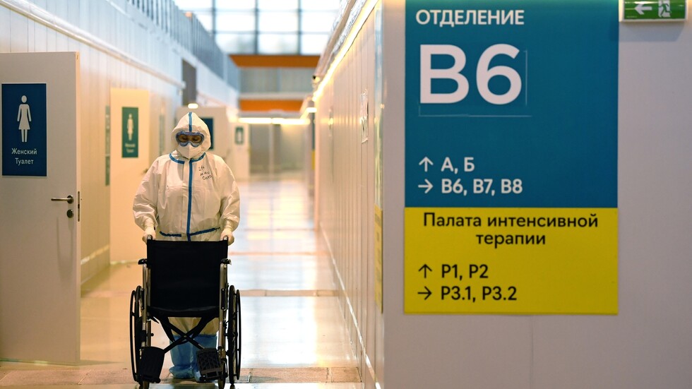 روسيا.. الإصابات الجديدة بكورونا تتراجع إلى 21 ألفا والوفيات تحت الألف لليوم السابع