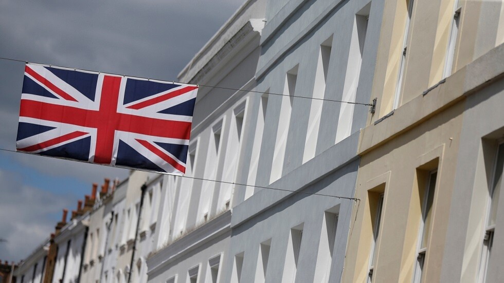 بريطانيا تسجل أكثر من 189 ألف إصابة جديدة بكورونا في حصيلة يومية قياسية