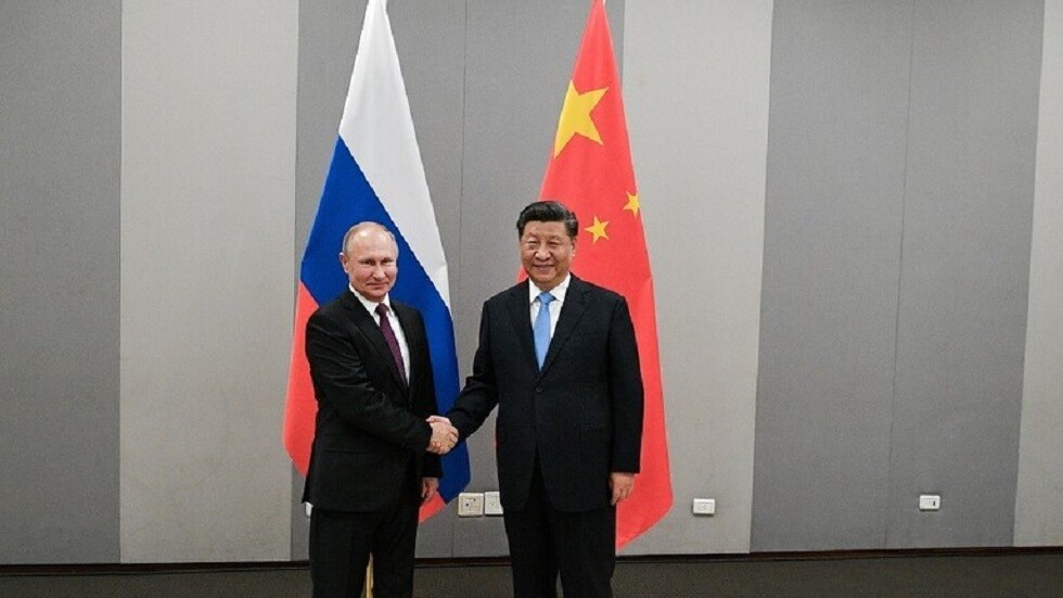 شي جين بينغ يهنئ بوتين بالعام الجديد