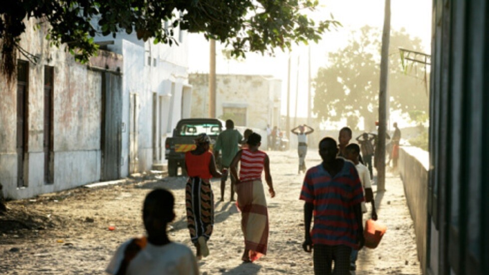 موزمبيق.. الهجمات الإرهابية تشعل موجة نزوح جديدة