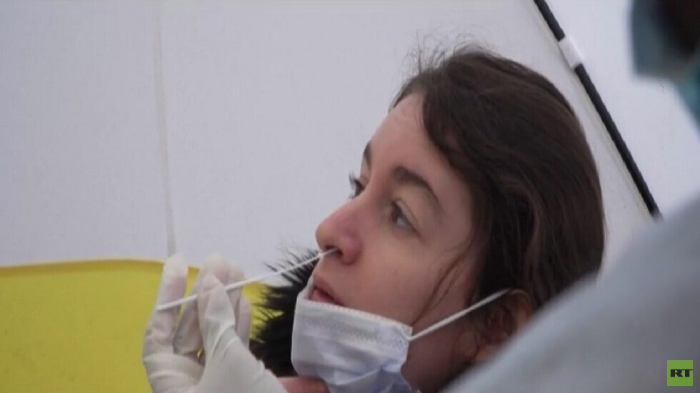 ارتفاع قياسي بأعداد إصابات كورونا في فرنسا